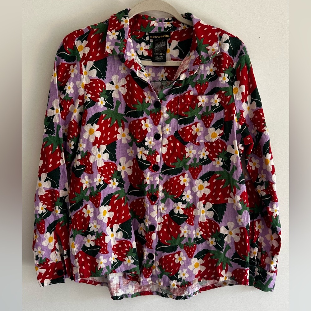 Nooworks Berries Classic Shirt NWOT